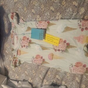 NWT Posh Peanut 9-12 Sophia Romper